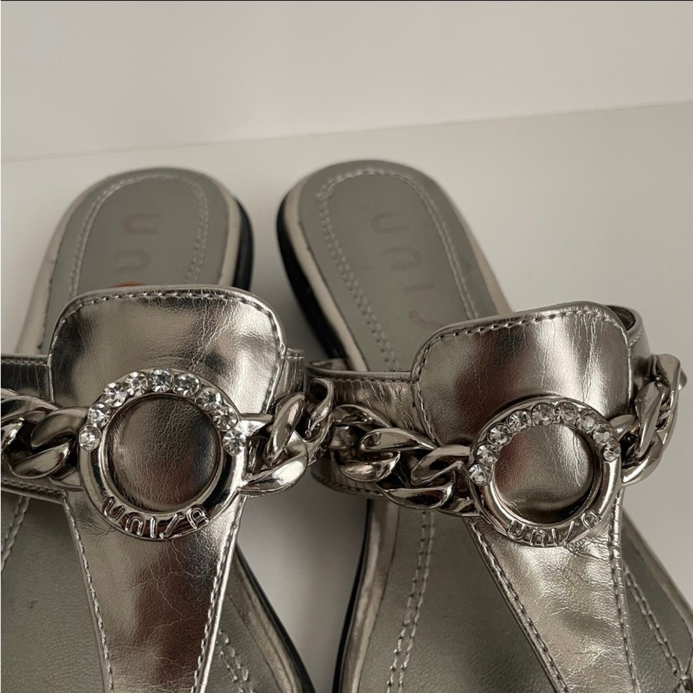 UNISA Silver Fancy Sandal For Women.Size8. - Picture 6 of 10